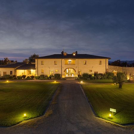 Hotel Le Capanne Arezzo Bagian luar foto
