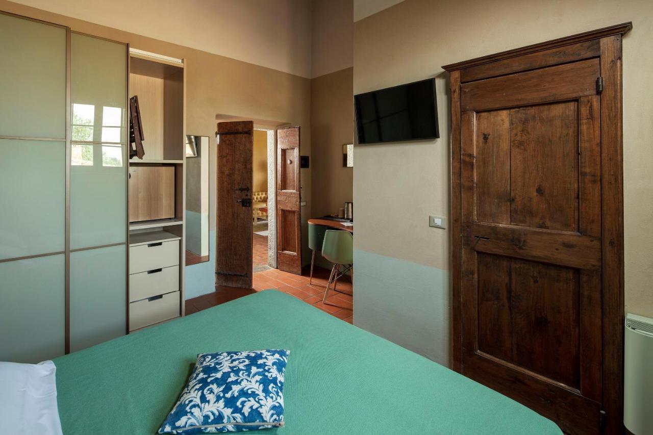 Hotel Le Capanne Arezzo Bagian luar foto