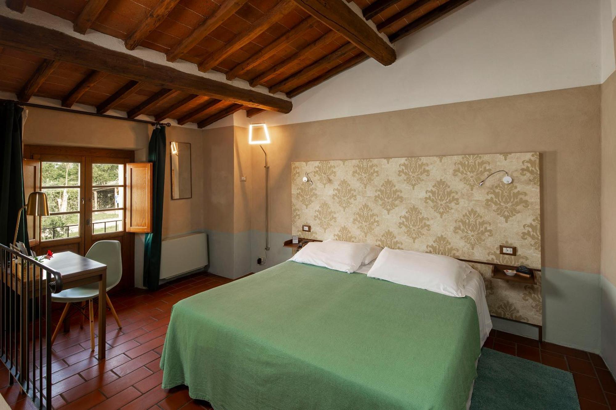 Hotel Le Capanne Arezzo Bagian luar foto