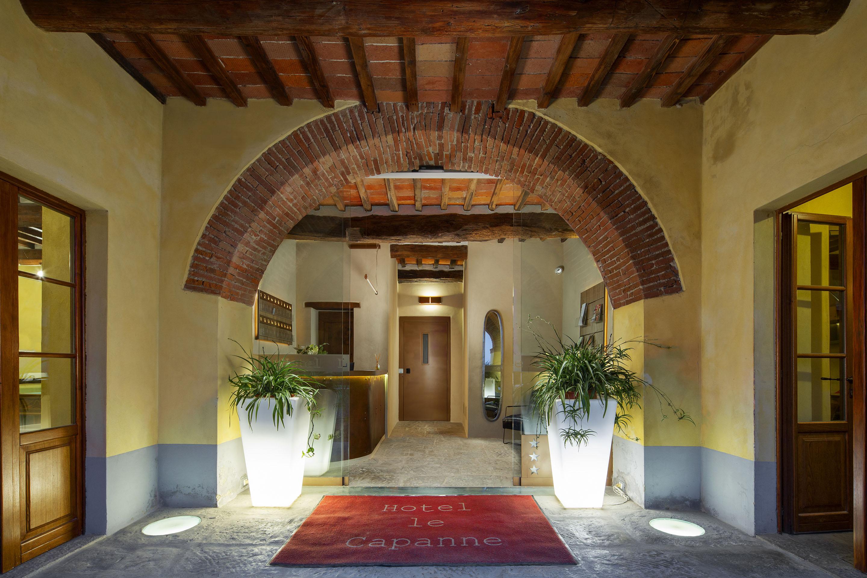 Hotel Le Capanne Arezzo Bagian luar foto