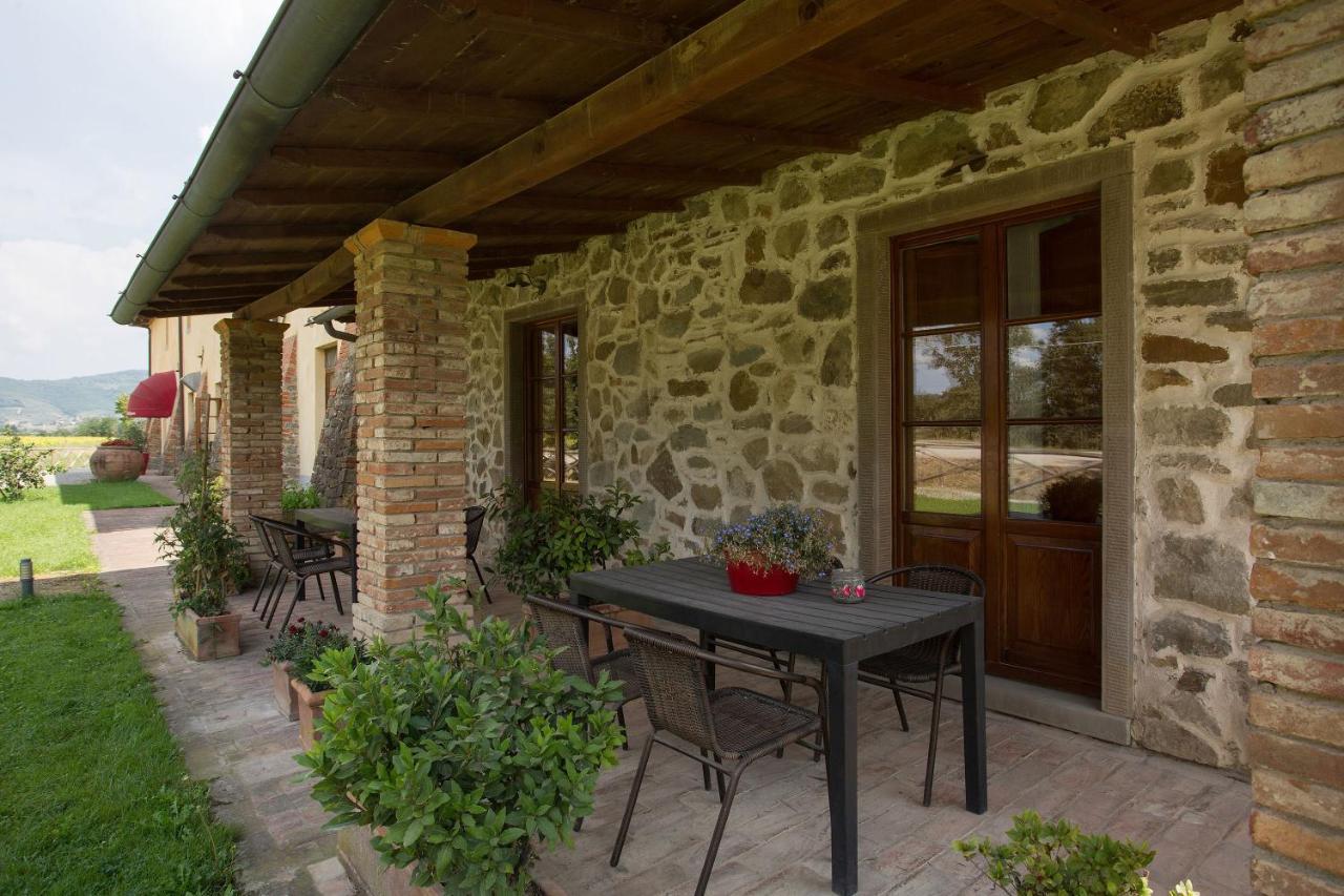 Hotel Le Capanne Arezzo Bagian luar foto